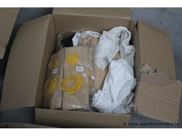 Lot diverse stofzuiger onderdelen wo. filters - afbeelding 4 van  6
