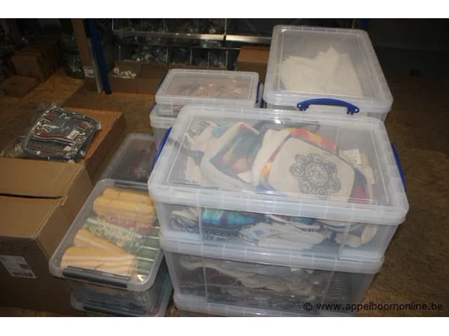 Lot diverse textielwaren - afbeelding 3 van  4