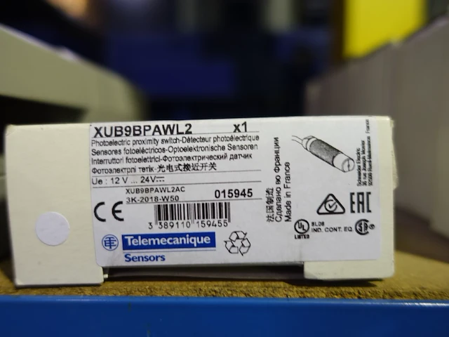 Lot diverse toebehoren elektronica - afbeelding 2 van  21