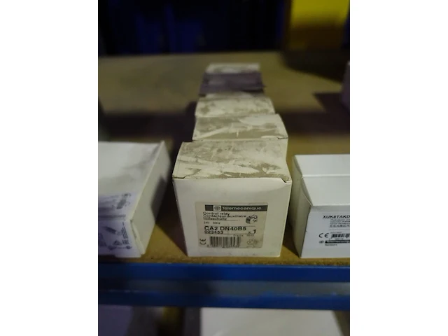 Lot diverse toebehoren elektronica - afbeelding 4 van  21