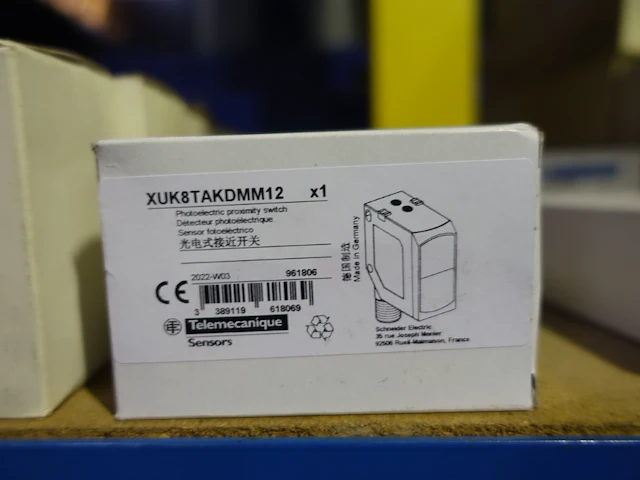 Lot diverse toebehoren elektronica - afbeelding 5 van  21