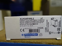 Lot diverse toebehoren elektronica - afbeelding 7 van  21