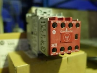 Lot diverse toebehoren elektronica - afbeelding 10 van  21