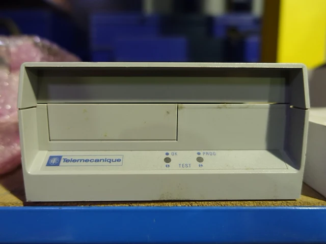 Lot diverse toebehoren elektronica - afbeelding 20 van  21