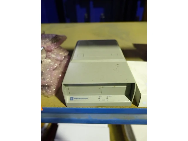 Lot diverse toebehoren elektronica - afbeelding 21 van  21