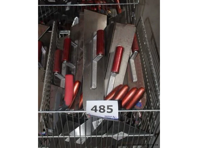 Lot diverse truwelen - chape ijzers - afbeelding 1 van  3