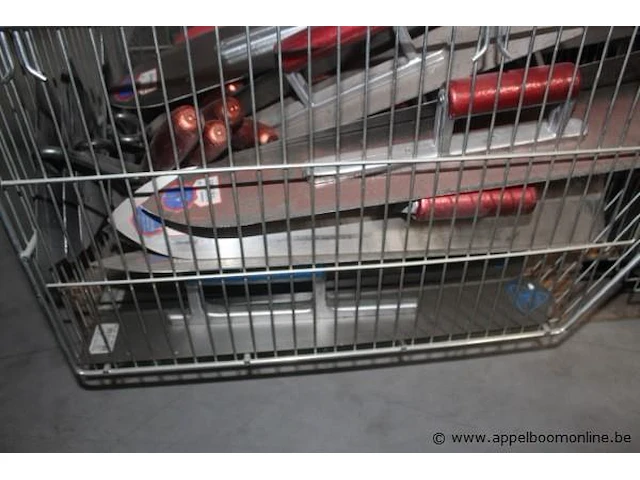 Lot diverse truwelen - chape ijzers - afbeelding 3 van  3