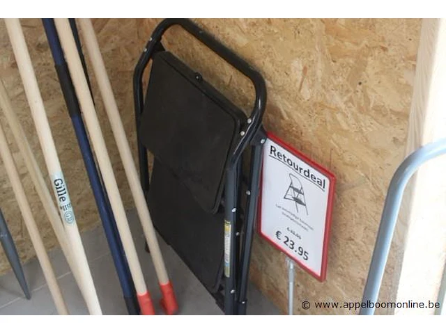 Lot diverse tuingereedschappen wo. harken - afbeelding 3 van  3