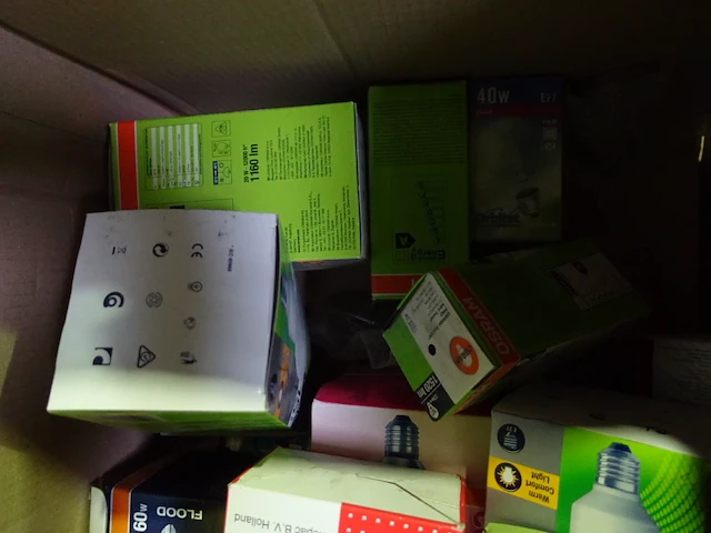 Lot diverse verlichting - afbeelding 2 van  11