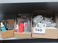 Lot diverse wo. boren, schuurpads, enz - afbeelding 1 van  4