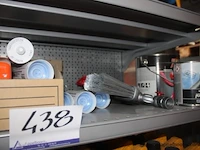Lot diverse wo. reinigingscremes - afbeelding 2 van  2