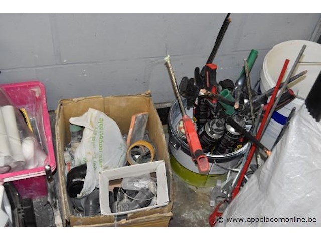 Lot diverse wo. schildertoebehoren - afbeelding 2 van  2