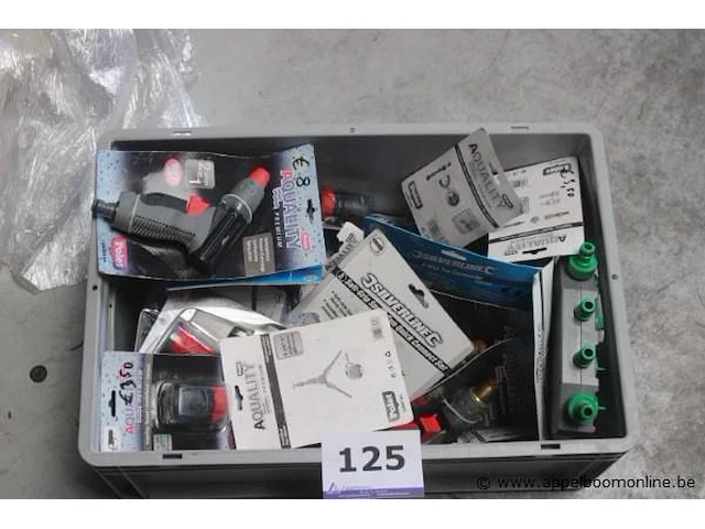 Lot diverse wo sproeiers, koppelingen, etc - afbeelding 1 van  3