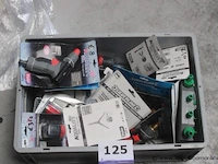 Lot diverse wo sproeiers, koppelingen, etc - afbeelding 1 van  3