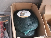 Lot diverse, wo. vogelnetten, dekzeilen, etc - afbeelding 4 van  4