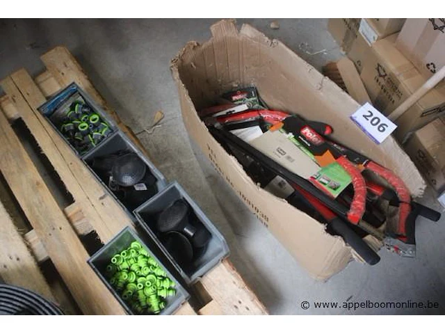 Lot diverse wo. zagen, koppelingen wo. polet - afbeelding 1 van  2