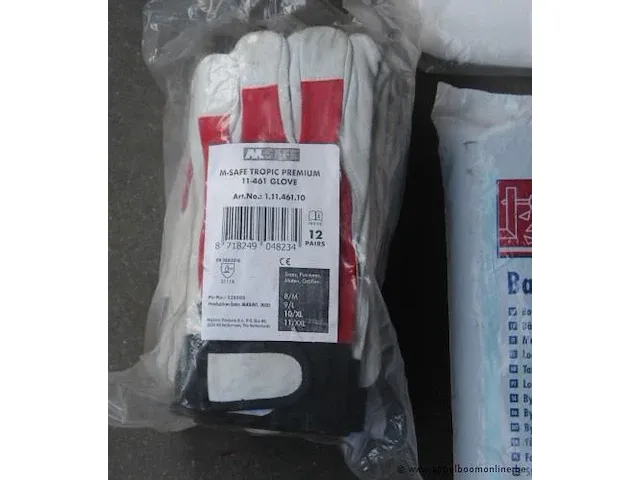 Lot diversen wo protective coverall, werkhandschoenen, oorbeschermers - afbeelding 3 van  4