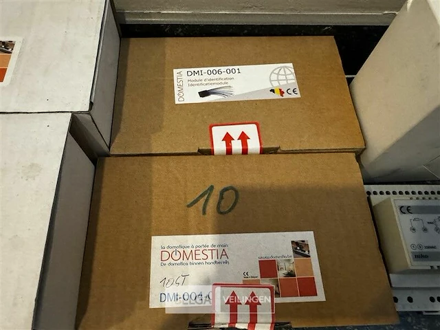 Lot domestia/niko/ siedle - afbeelding 3 van  8