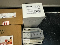 Lot domestia/niko/ siedle - afbeelding 5 van  8