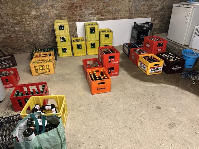 Lot dranken - afbeelding 1 van  9