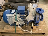 Lot electromotoren en waterpomp - afbeelding 5 van  9
