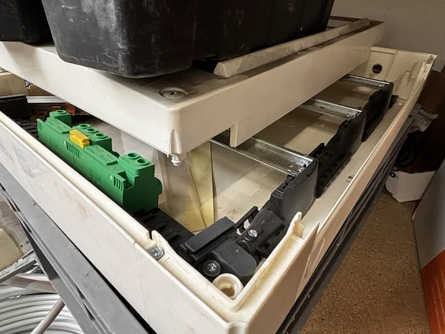 Lot elektriciteit - afbeelding 3 van  13