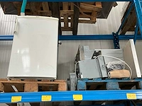 Lot elektrische toestellen - afbeelding 1 van  5