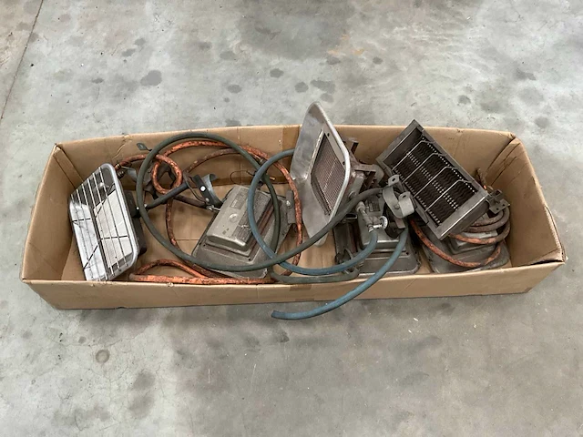 Lot elektrische verwarming (6x) - afbeelding 1 van  5