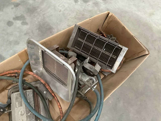 Lot elektrische verwarming (6x) - afbeelding 3 van  5