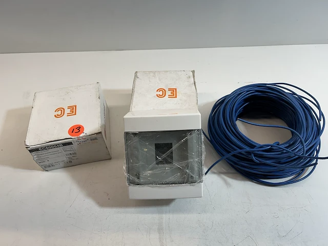 Lot elektro - afbeelding 1 van  3