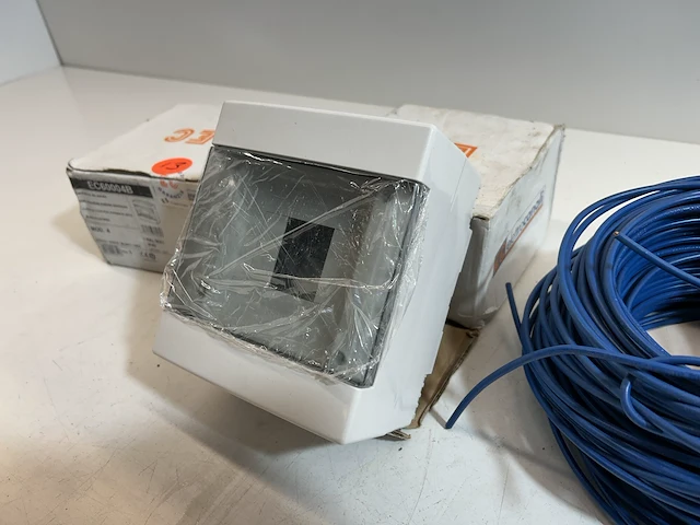 Lot elektro - afbeelding 2 van  3