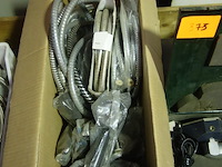 Lot flexibels en douchekoppen - afbeelding 1 van  1