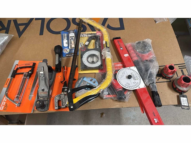 Lot gereedschap - afbeelding 7 van  8