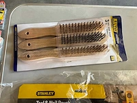 Lot gereedschappen en accessoires - afbeelding 6 van  6