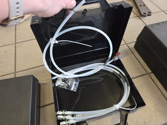 Lot gespecialiseerd renault gereedschappen - afbeelding 13 van  38