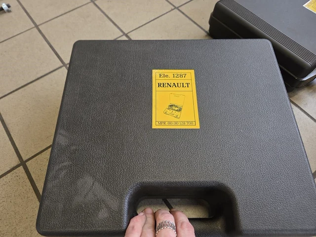 Lot gespecialiseerd renault gereedschappen - afbeelding 17 van  38