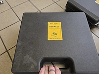 Lot gespecialiseerd renault gereedschappen - afbeelding 17 van  38