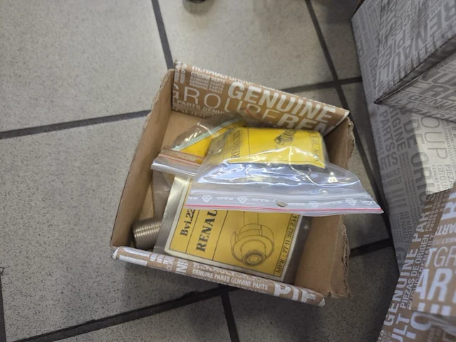 Lot gespecialiseerd renault gereedschappen - afbeelding 24 van  38