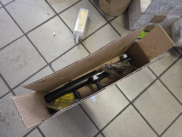 Lot gespecialiseerd renault gereedschappen - afbeelding 27 van  38