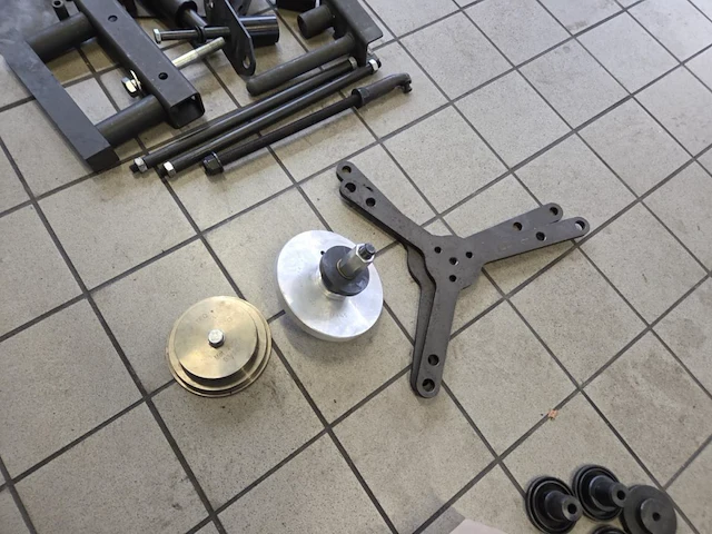 Lot gespecialiseerd renault gereedschappen - afbeelding 30 van  38