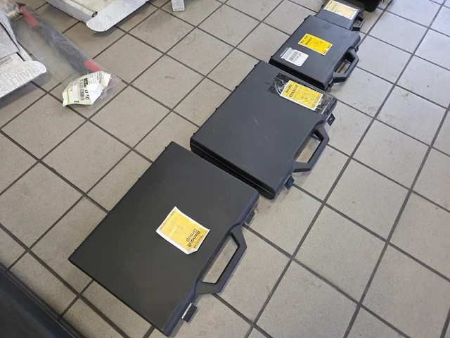 Lot gespecialiseerd renault gereedschappen - afbeelding 23 van  38