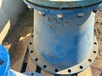 Lot gietijzeren afsluiters, kranen,koppelingen (200x) - afbeelding 10 van  32