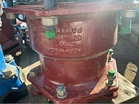 Lot gietijzeren koppelingen, kranen, afsluiters (300x) - afbeelding 10 van  36