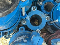 Lot gietijzeren koppelingen, kranen, afsluiters (300x) - afbeelding 16 van  36