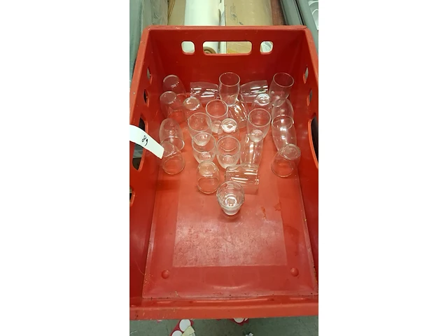 Lot glaasjes - afbeelding 1 van  1