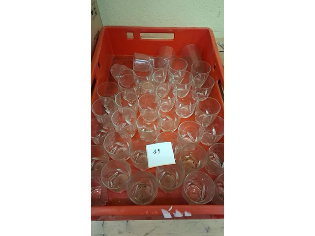 Lot glaasjes - afbeelding 1 van  1