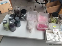 Lot glasparels divers - afbeelding 2 van  3