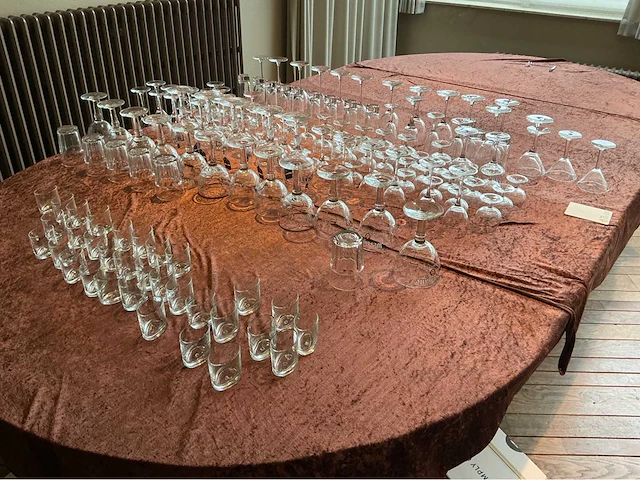 Lot glazen glas (108x) - afbeelding 1 van  8