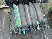 Lot grindslurven gevuld met kiezel overige teeltmateriaal; (80x) - afbeelding 2 van  2