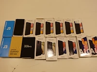 Lot gsm's - afbeelding 1 van  3